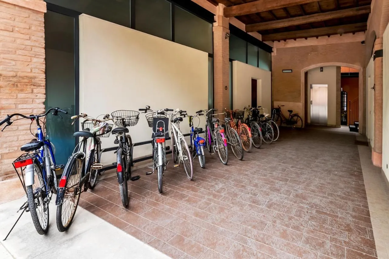 Villa Charming Flat In Centro A Ferrara Con Posto Auto