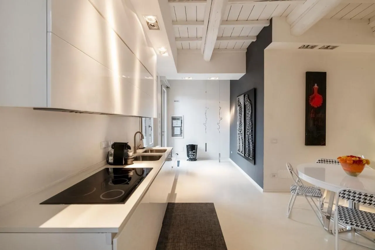 Villa Charming Flat In Centro A Ferrara Con Posto Auto Hébergement de vacances