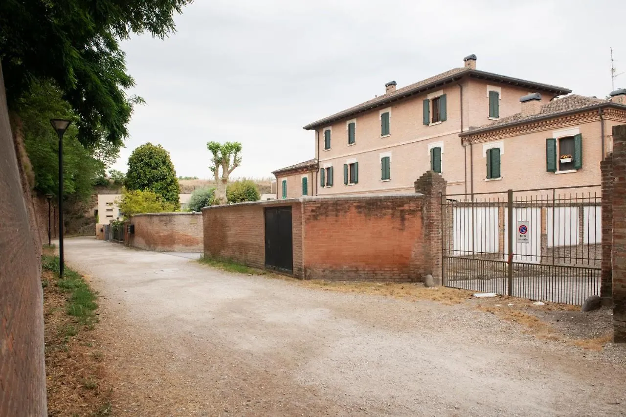Villa Charming Flat In Centro A Ferrara Con Posto Auto 0*,  Italie
